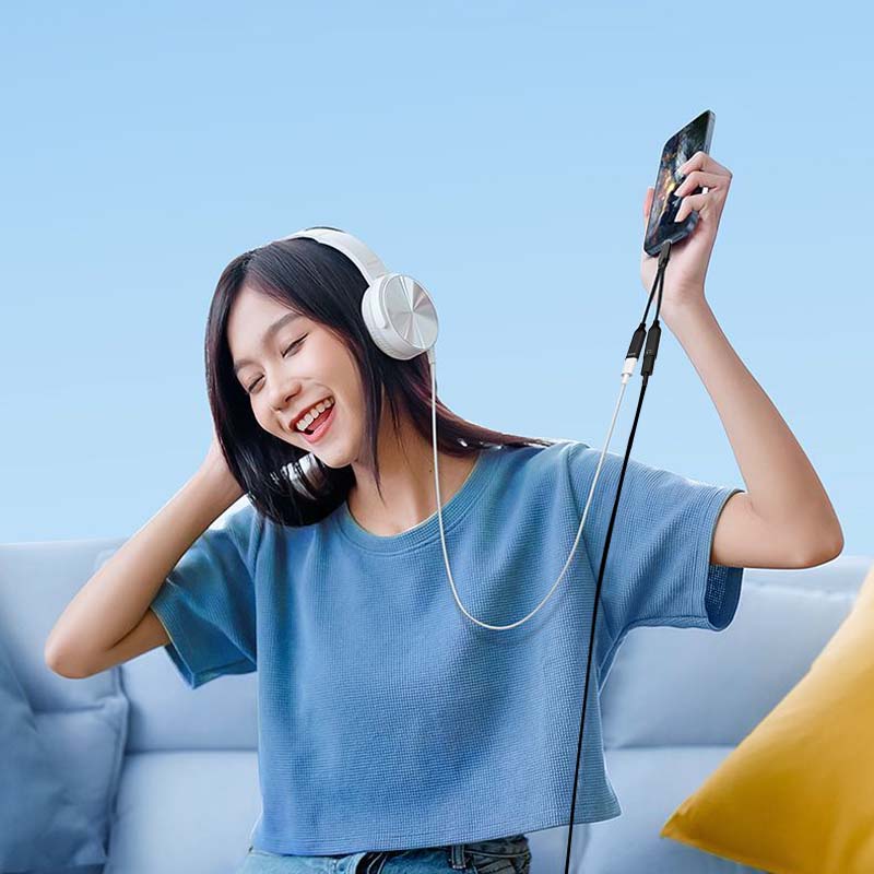 2-IN-1 TYPE CM to TYPE CF COMBO for PD Charging and AUX Adapter Cable - Audio Cable or Adapter - flitop.net